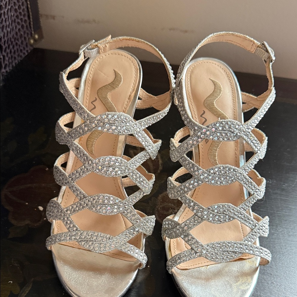 Nina Glittering Silver Strappy Sandals